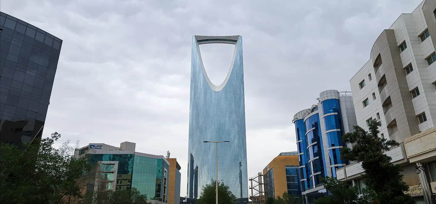 Real-time monitoring of air quality and noise levels in Riyadh